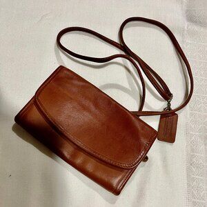 1990's Coach Crossbody Mini Bag or clutch - Near Mint- Tan